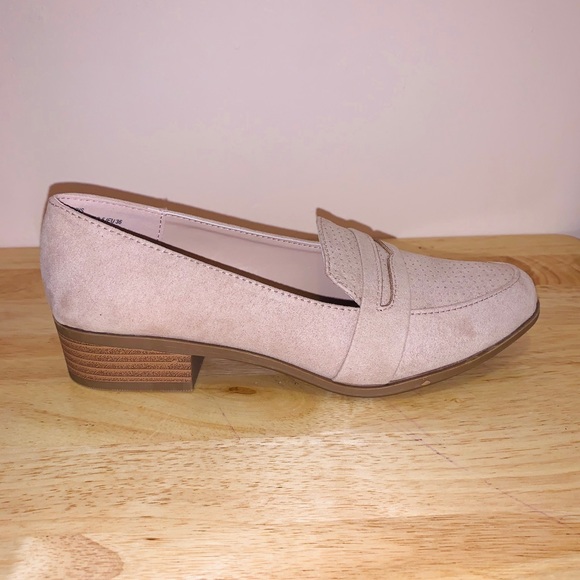 Loafer Flat - Picture 2 of 2